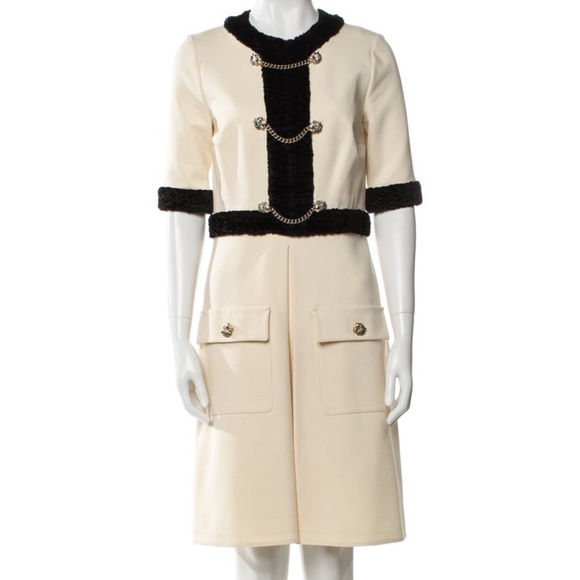 Gorgeous Gucci dress for sale! Stunning material gold tiger chain and buttons